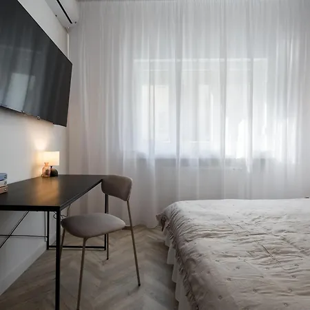 Cismigui Park 2 Bedrooms 16 Appartement