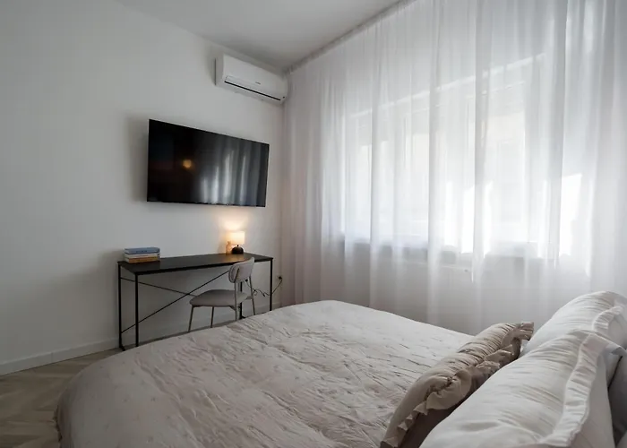 Апартаменти Cismigui Park 2 Bedrooms 16