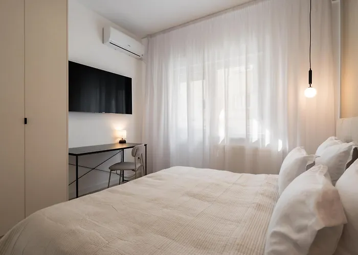 Cismigui Park 2 Bedrooms 16 Bucarest